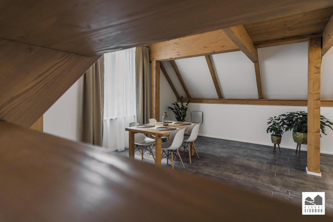 - Eisgrub Aparthotel Lednice